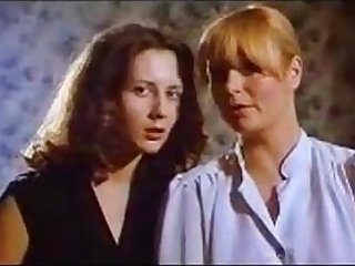 free video gallery black-silk-stockings-1981